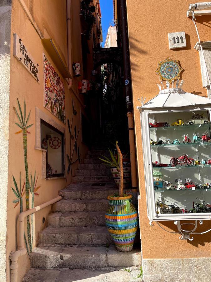 Majolica Taormina Bed & Breakfast Exterior photo